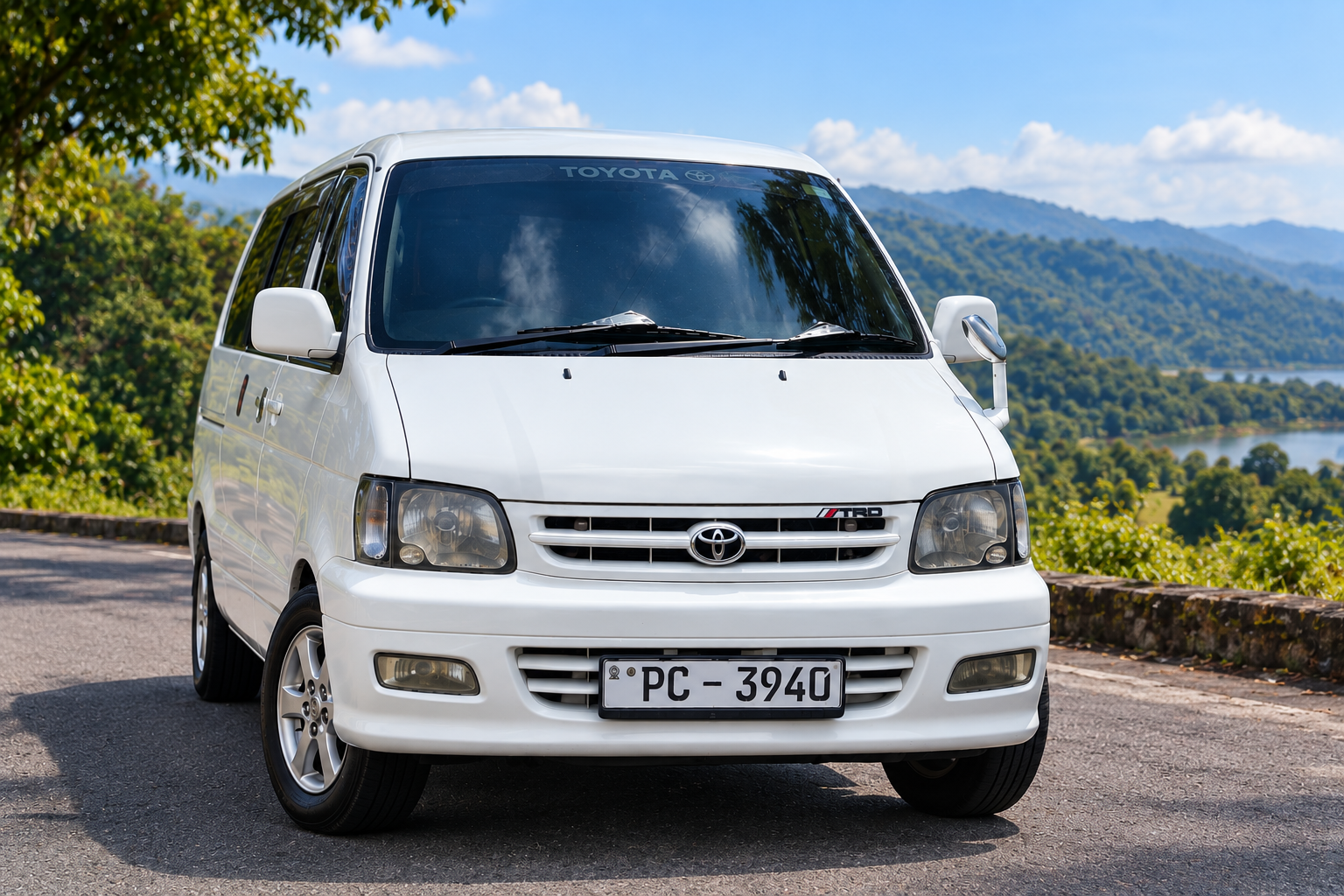 Toyota TownAce Noah — Gamana van