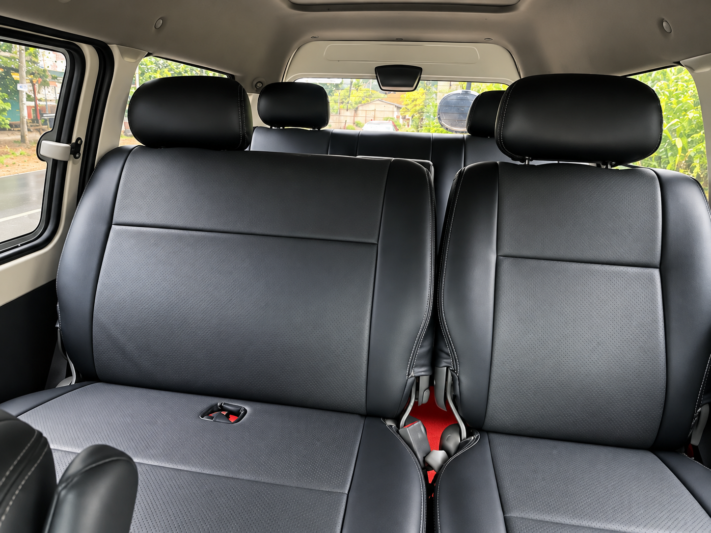 Toyota TownAce Noah seat condition